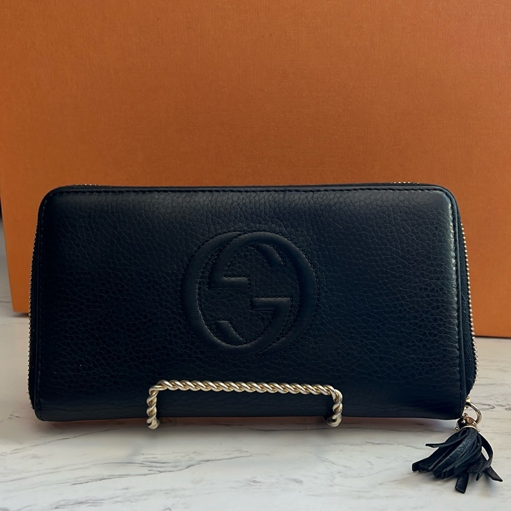 ❌SOLD❌ Black Gucci Soho Interlocking GG XL Zip Around Continental Wallet